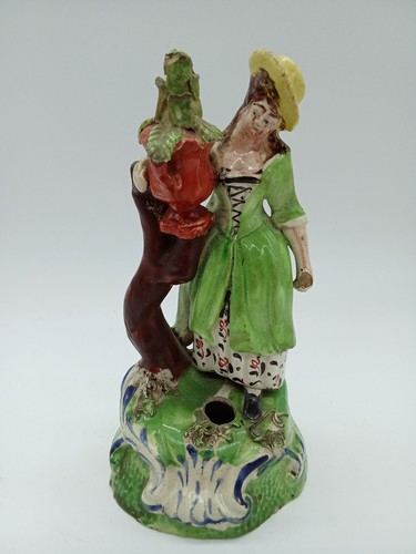 Figurine jeune femme - femme, en