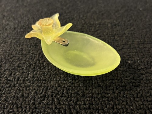 Coupelle pique fleur porte - coupelle,