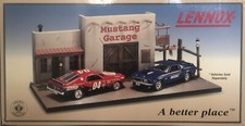 CROWN PREMIUMS LENNOX MUSTANG GARAGE DIORAMA 1/24 ! READ !