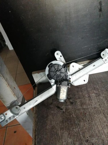 Leve vitre electrique avant
