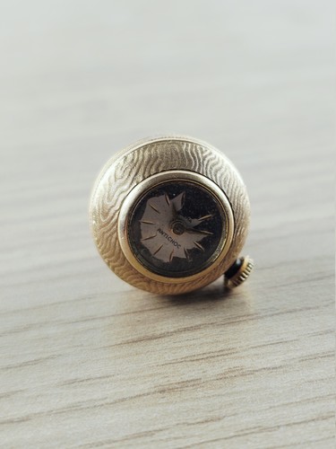 Ancienne montre pendentif