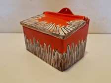 Vallauris - Signée, T et M