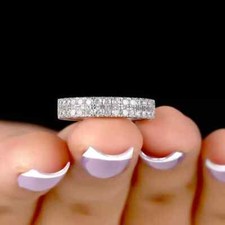 Bague diamant taille ronde cultivée en laboratoire double rangée demi-éternit...