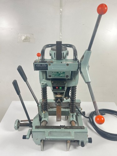 Mortaiseuse électrique