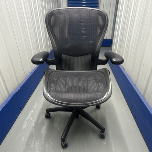 Herman miller aeron - herman, size
