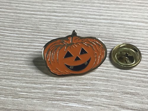 Pins citrouille halloween - pins,