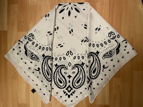 Neuf foulard carré écru - foulard,