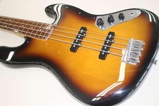 SQUIER / JAZZ BASS (no260331)