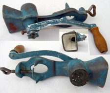 MOULIN A EPICES- BROYEUR A