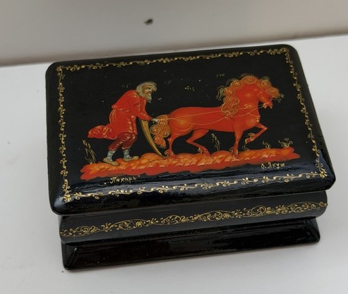 Boîte petite laquée russe - boîte,