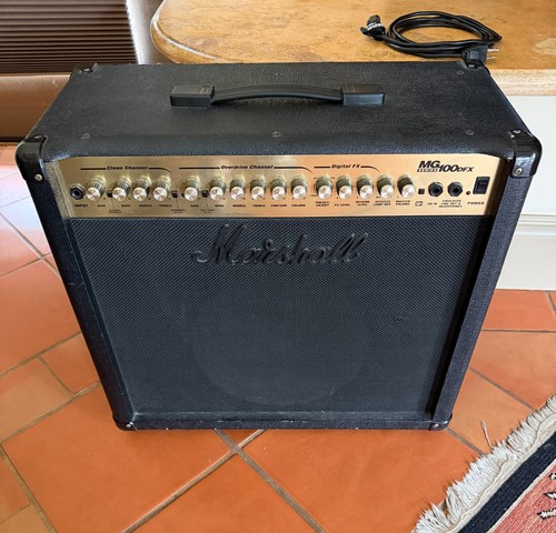 Guitar combo amplifier - combo,