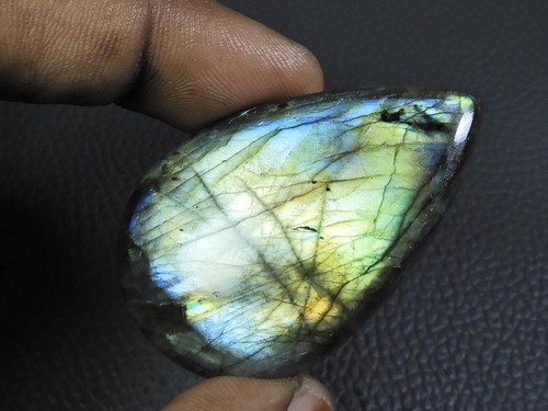 Cabochon multi poire - , en