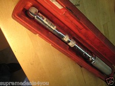 OUTILS À ENFONCER Adj