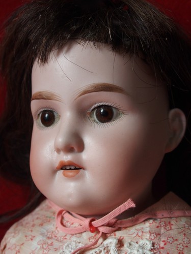 Ancienne poupee porcelaine - ancienne, /porcelaine