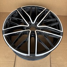 1X Original Mercedes GLC 43