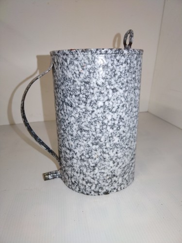 Ancien broc pot de lavement - de,