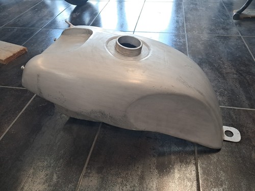 Reservoir alu ducati 750 - reservoir, tt1