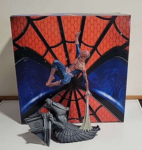 Full size spider man - full,
