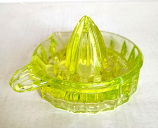 Presse agrumes en verre pressé OURALINE occasion hélas accidenté.