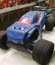 Truggy Brushless 1/8 a