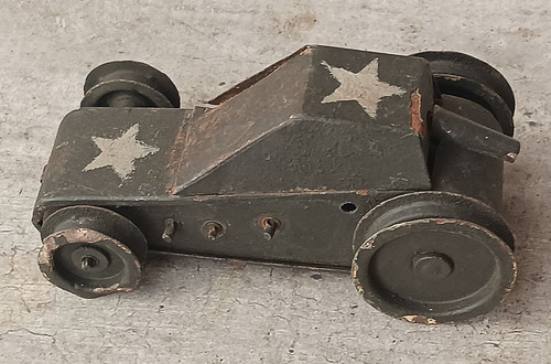 Jouet ancien char en tôle - jouet,