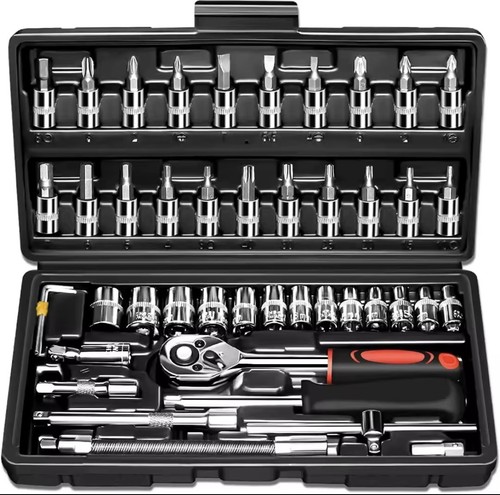 Caisse outils pièces - à,