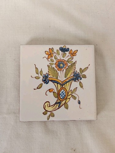 Carreau faïence fleuri - carreau, signé