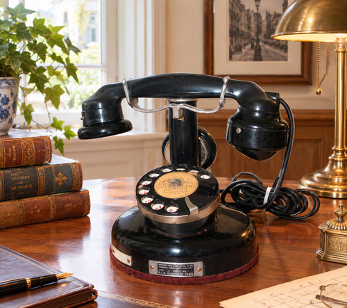 Téléphone ancien 1928 - ancien, 1928-1941