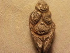 Paleolithic portable art Dordogne France PALEOLITHIQUE FRANCE DORDOGNE