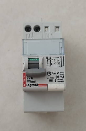 Disjoncteur différentiel 25a - disjoncteur,