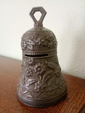 TIRELIRE en forme de CLOCHE