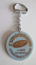 Vintage keychain Bakery L'Indépendante Lille designer cut bread boxed