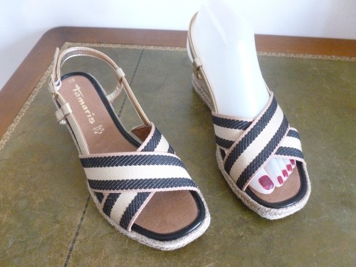 Neuves superbes chaussures - neuves,