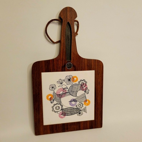 Cutting board cheese - /,