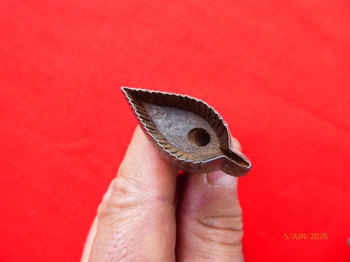 Emporte piece outil ancien - outil,