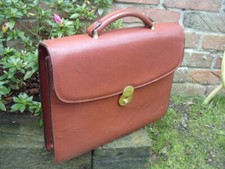 PETIT CARTABLE SACOCHE SERVIETTE CUIR MARRON CLAIR DE MARQUE HENRI HERY FRANCE