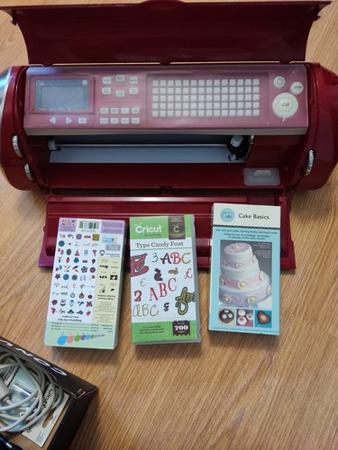 Cricut cake rouge modèle - cake, ,