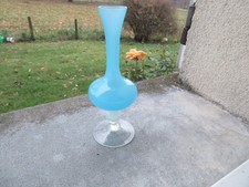 ancien vase en opaline bleu