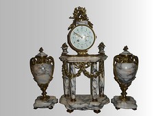 Pendule cassolettes Horloge marbre bronze Style Louis XVI  clock