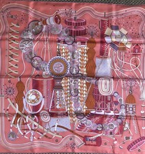 Foulard carré Hermès soie