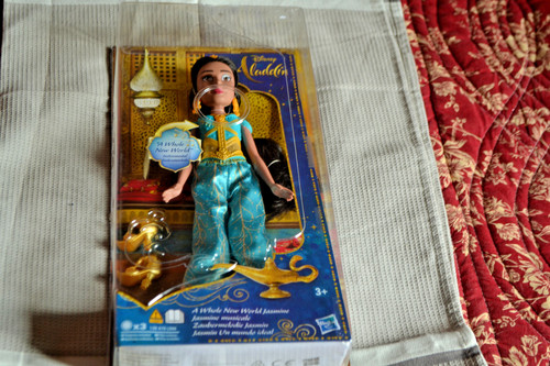 Poupee neuve princesse - poupee,