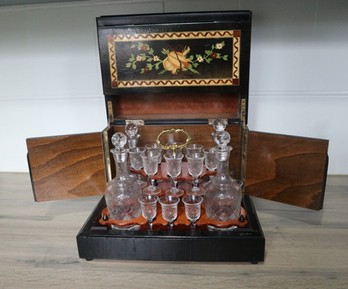 Superbe cave liqueur - a, bois