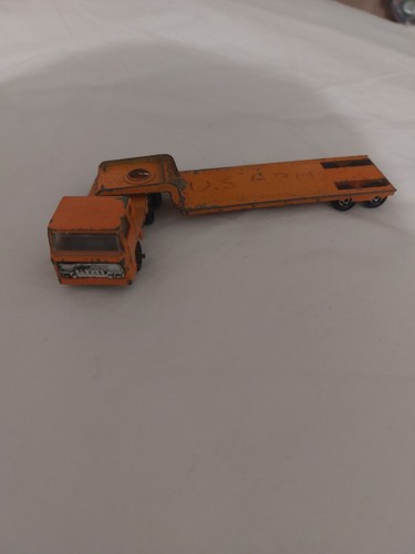Ancien camion porte char - porte,