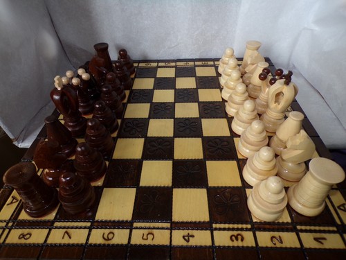 Jeu pieces d echec avec - de,