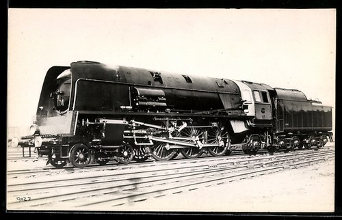 Carte postale locomotive - , à