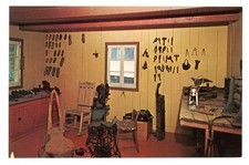 La Cordonnerie Ruisselet Village de Séraphin 1967-99 STE-ADÈLE Quebec Canada