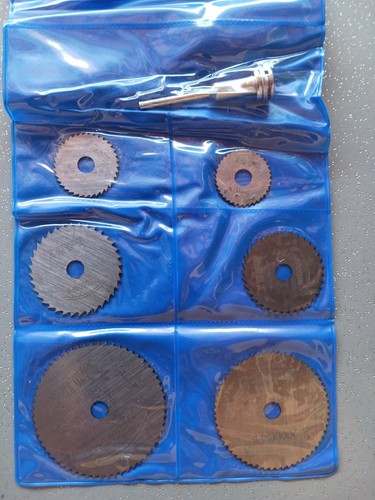 Pochette mini scies - de,