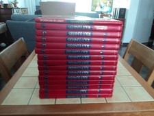 Encyclopédie de l'age scolaire 14 livres tout l'univers + un livre de recherche