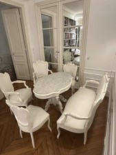 Ensemble table et 6 chaises style Louis XV – Bois sculpté Blanc patiné & marbre