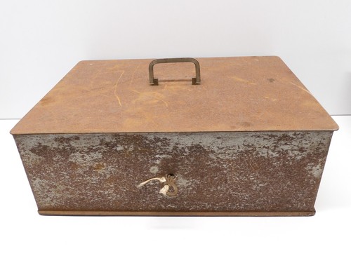 Importante ancienne caisse - -importante,